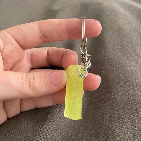 Handmade Number "1" Keychain - Picture 3 of 6